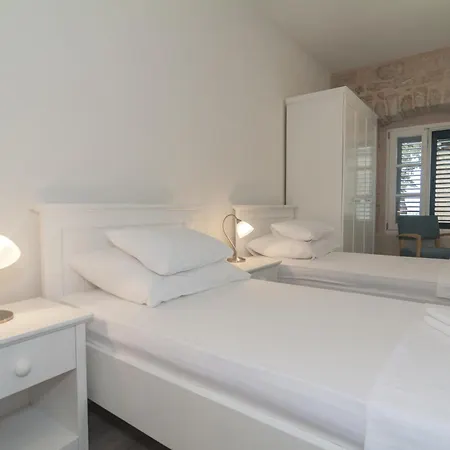 Luxury With A Swimming Pool Mocici, Dubrovnik - 14900