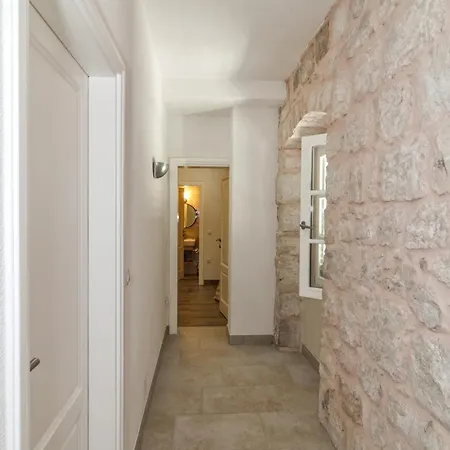 Вилла Luxury With A Swimming Pool Mocici, Dubrovnik - 14900 Чилипи