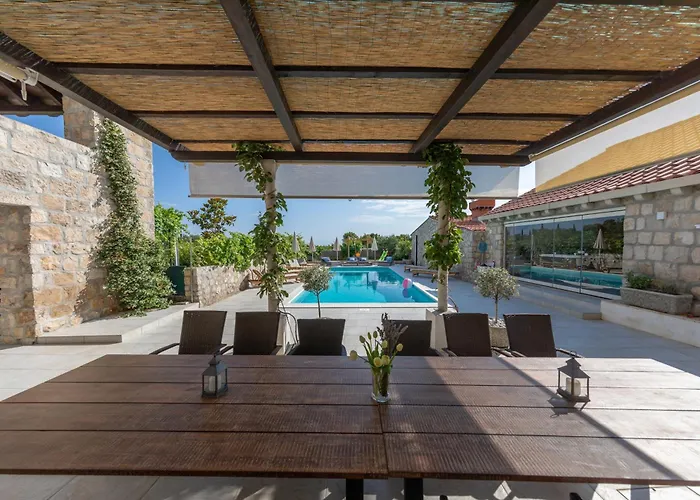 فيلة Luxury With A Swimming Pool Mocici, Dubrovnik - 14900 Čilipi