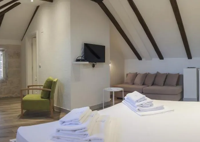 Luxury With A Swimming Pool Mocici, Dubrovnik - 14900 Villa *