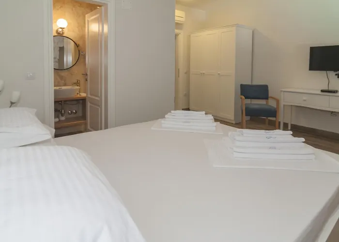 Luxury With A Swimming Pool Mocici, Dubrovnik - 14900 فيلة Čilipi